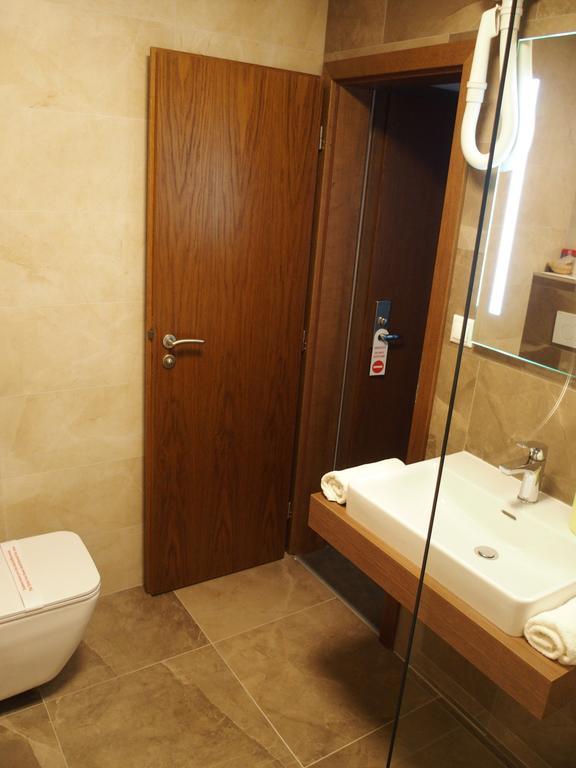 Hotel Victoria Martin Bagian luar foto